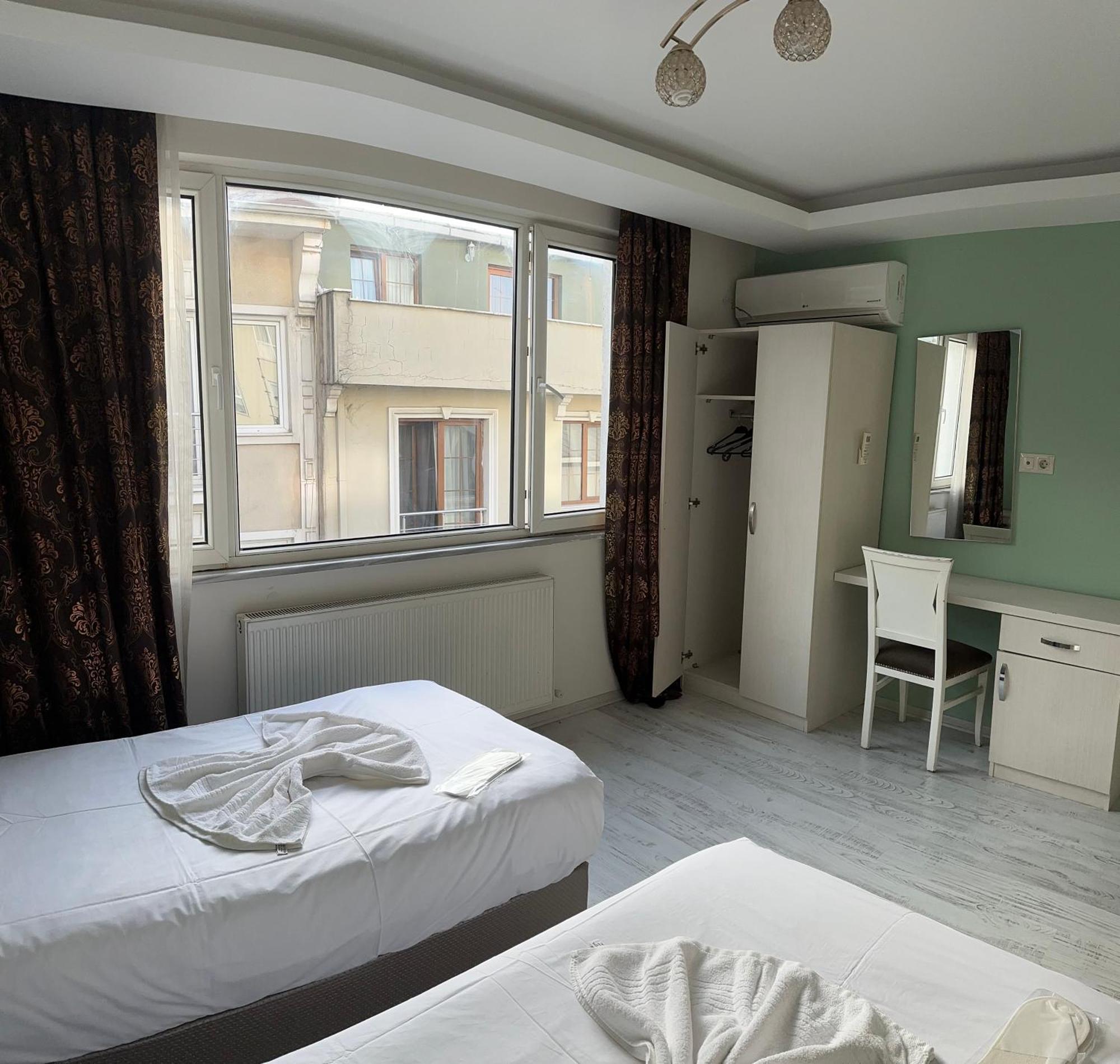 Centre Taksim Bed & Breakfast Istanboel